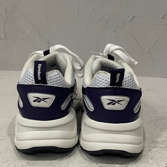 Reebok Silver and White Women's Sneakers - Picture 3 of 7